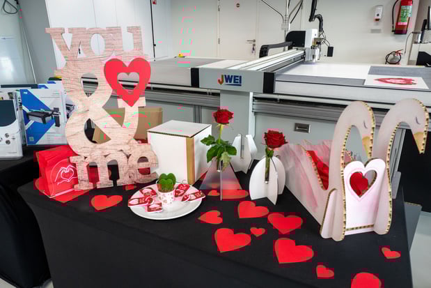 Lancement réussi des tables de découpe et de fraisage JWEI chez Igepa